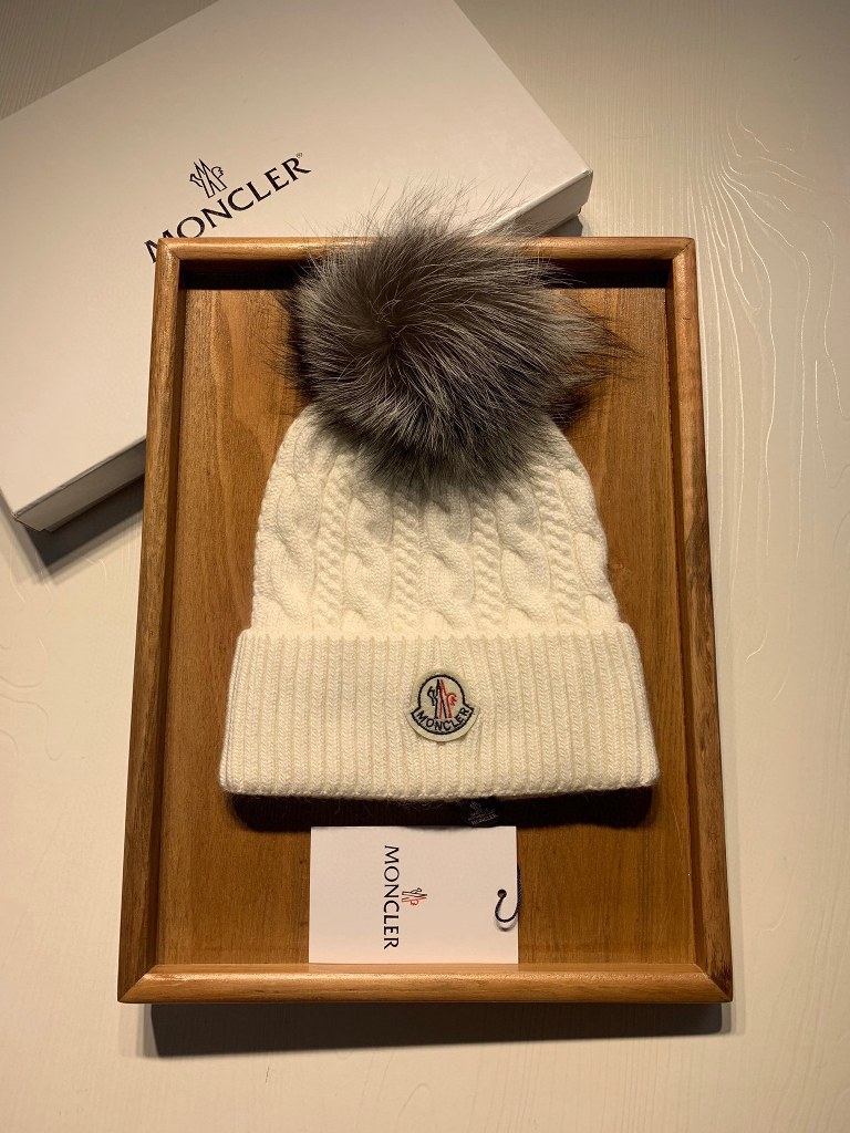 Moncler Beanies-005