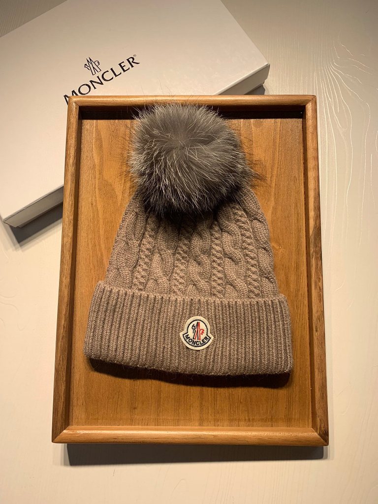 Moncler Beanies-004