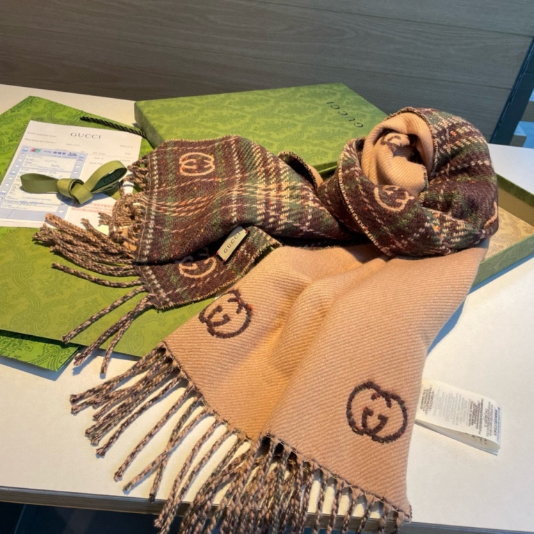 Gucci Wool&Silk Scarf-054