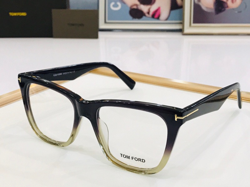 Tom Ford Plain Glass Spectacles(High Quality)-193