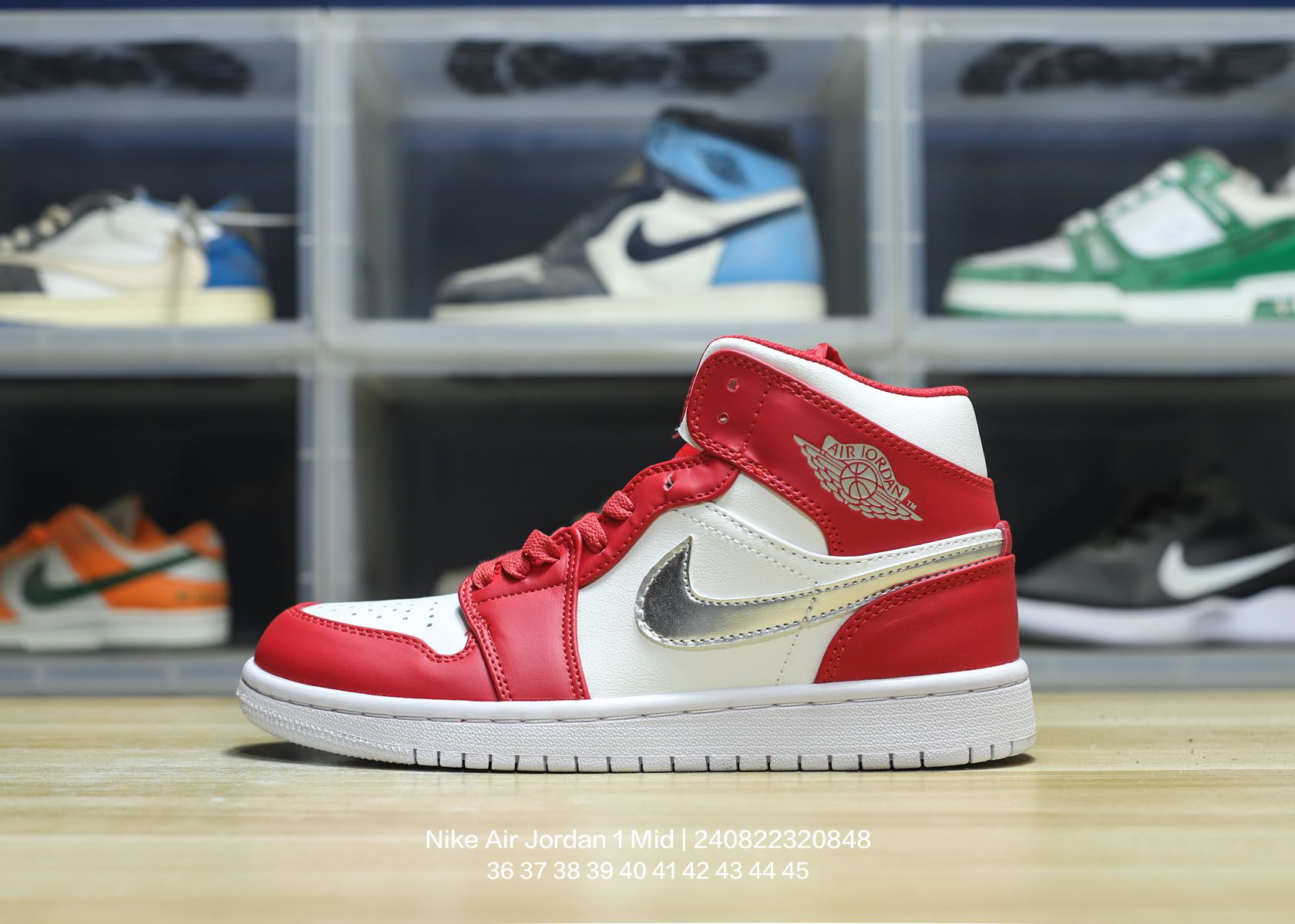 Air Jordan 1 Mid-002