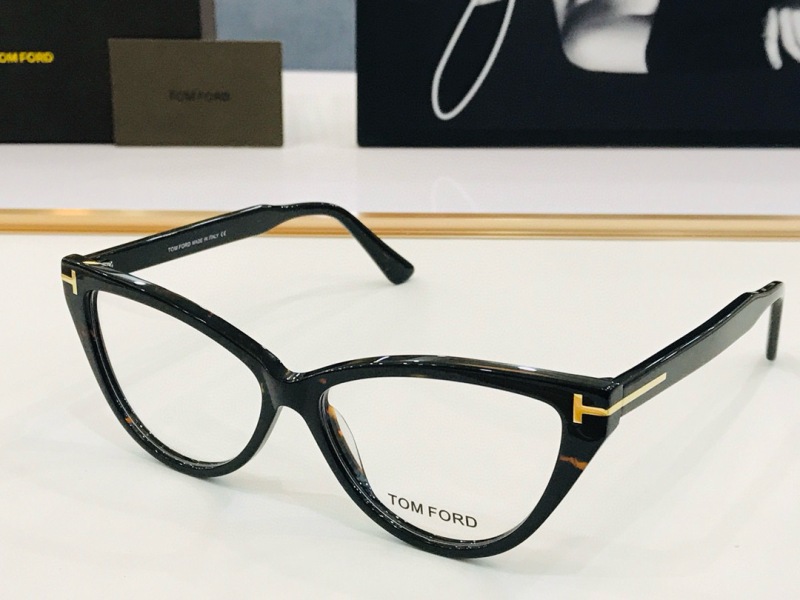 Tom Ford Plain Glass Spectacles(High Quality)-185