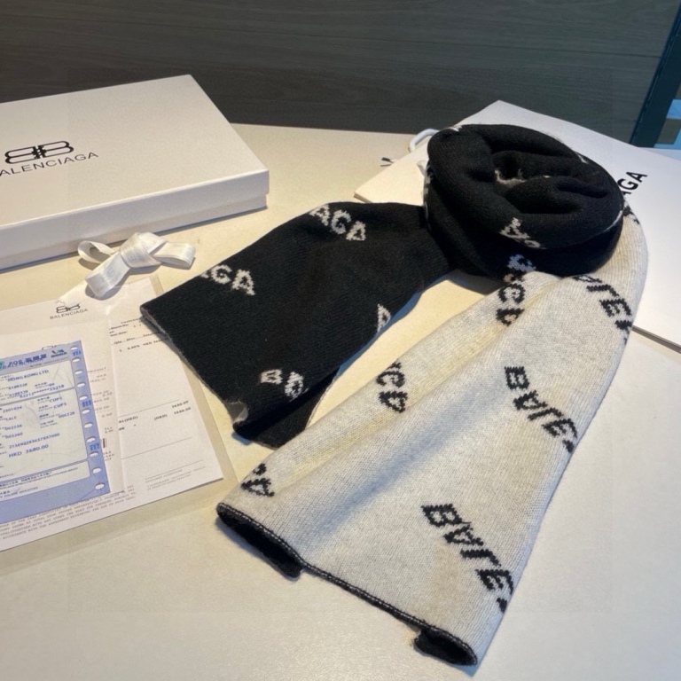 Balenciaga Cashmere Scarf-002