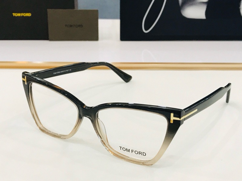 Tom Ford Plain Glass Spectacles(High Quality)-159