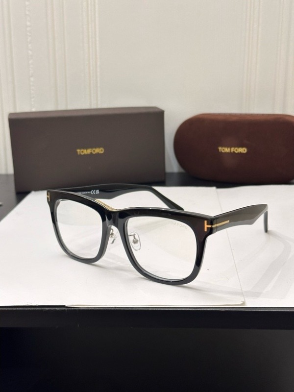 Tom Ford Plain Glass Spectacles(High Quality)-151