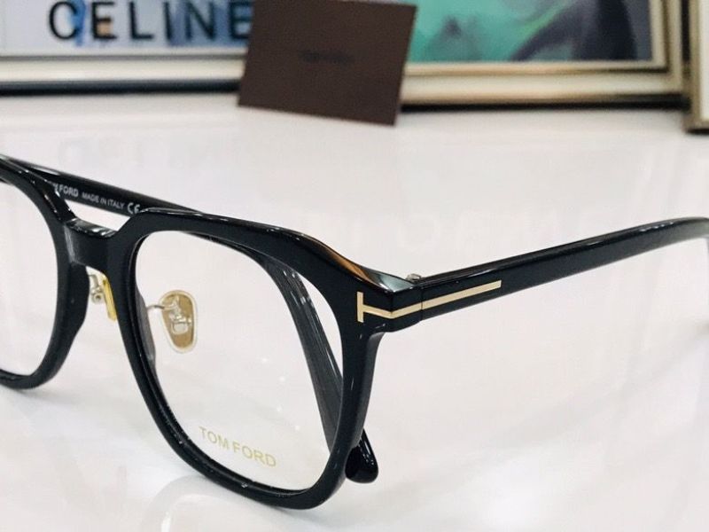 Tom Ford Plain Glass Spectacles(High Quality)-140
