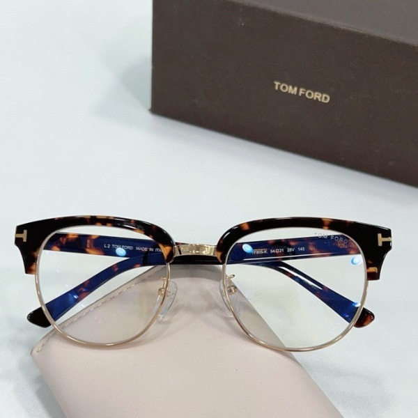Tom Ford Plain Glass Spectacles(High Quality)-135