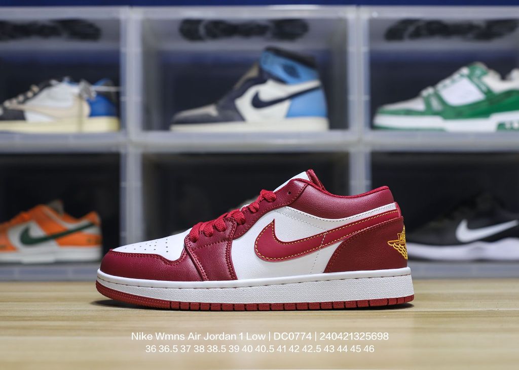 Air Jordan 1 Low-016