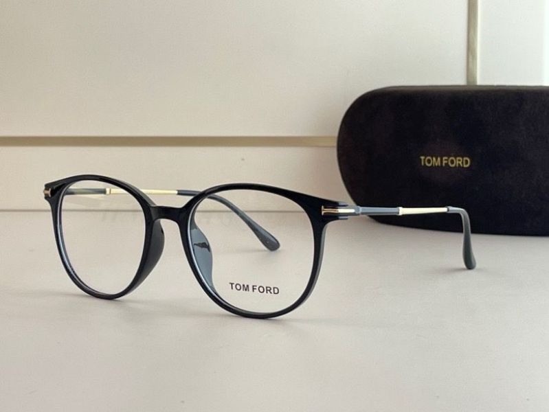 Tom Ford Plain Glass Spectacles(High Quality)-114