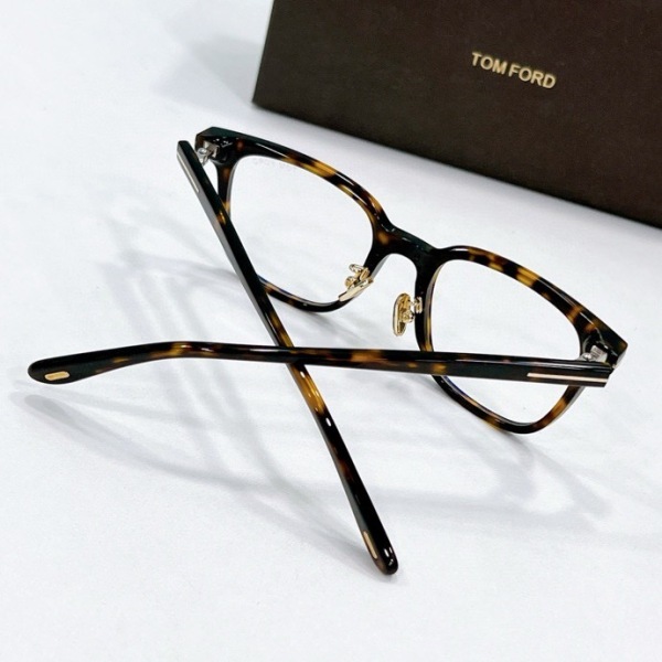 Tom Ford Plain Glass Spectacles(High Quality)-113