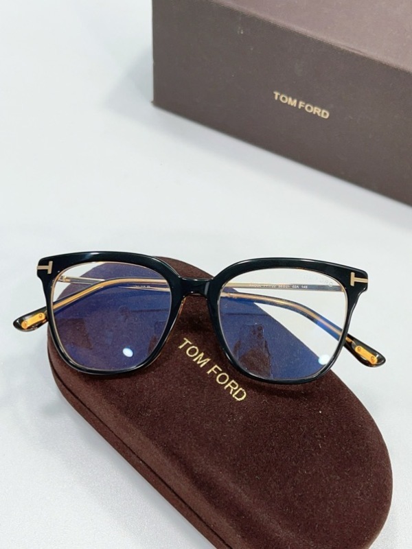 Tom Ford Plain Glass Spectacles(High Quality)-104