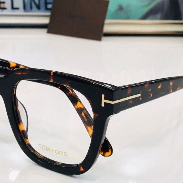 Tom Ford Plain Glass Spectacles(High Quality)-100