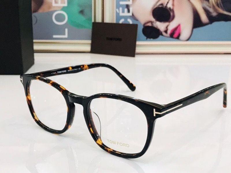 Tom Ford Plain Glass Spectacles(High Quality)-082