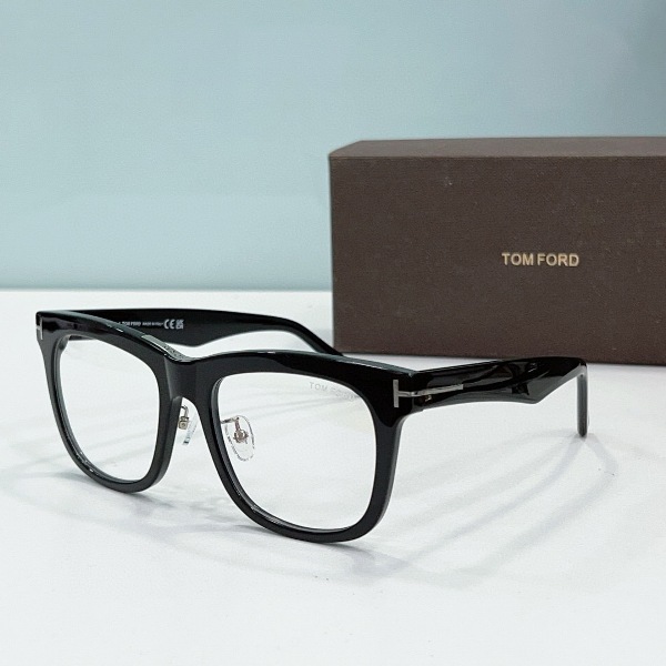 Tom Ford Plain Glass Spectacles(High Quality)-086