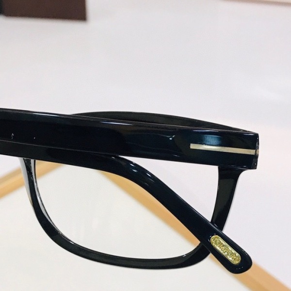Tom Ford Plain Glass Spectacles(High Quality)-092