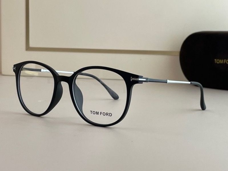 Tom Ford Plain Glass Spectacles(High Quality)-074