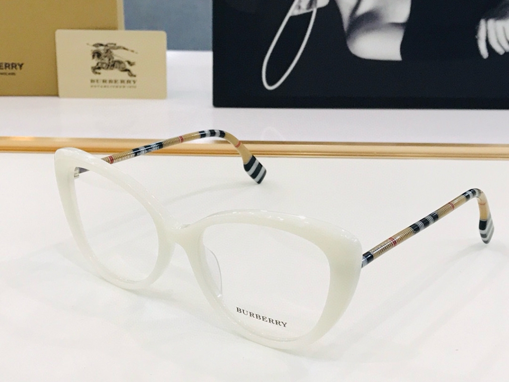 Burberry Plain Glass Spectacles(High Quality)-091