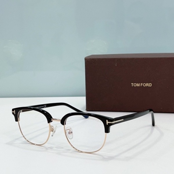 Tom Ford Plain Glass Spectacles(High Quality)-027