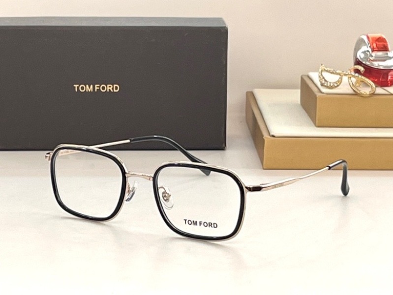 Tom Ford Plain Glass Spectacles(High Quality)-026