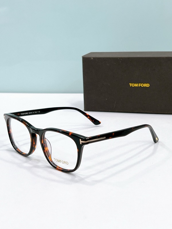 Tom Ford Plain Glass Spectacles(High Quality)-025