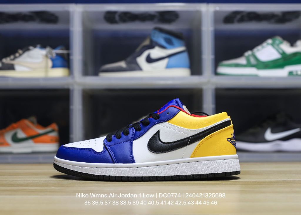 Air Jordan 1 Low-012