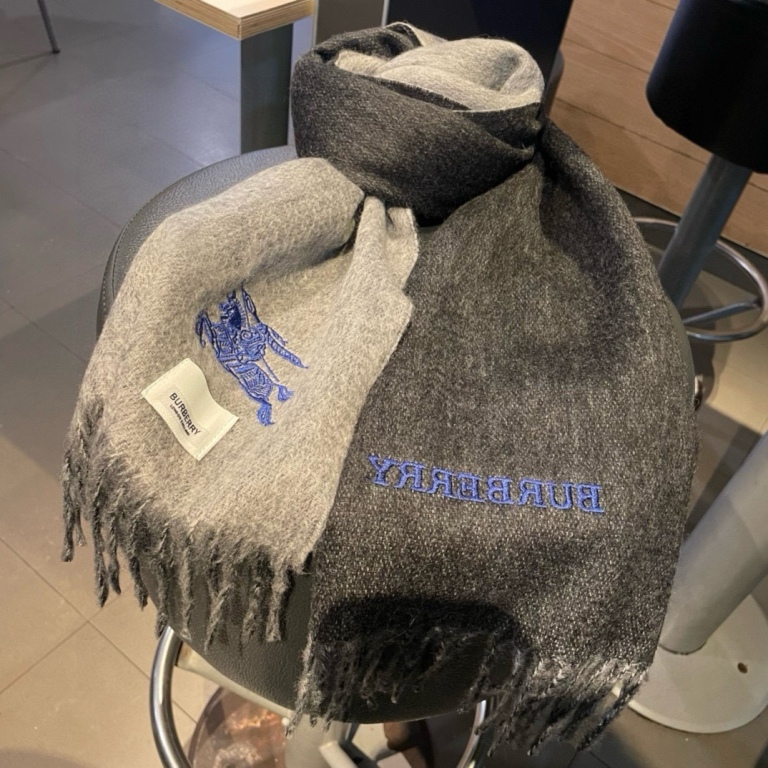 Burberry Cashmere Scarf-044