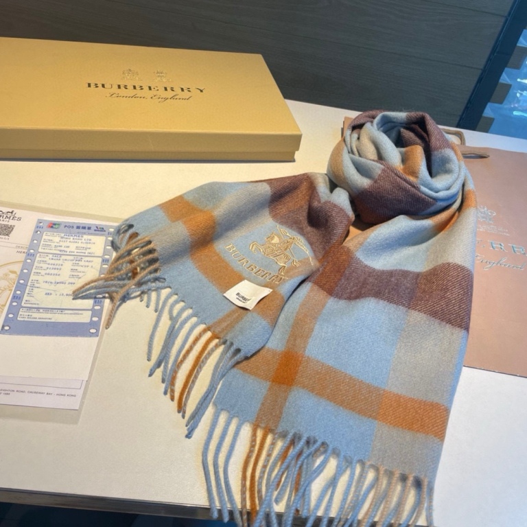 Burberry Cashmere Scarf-042