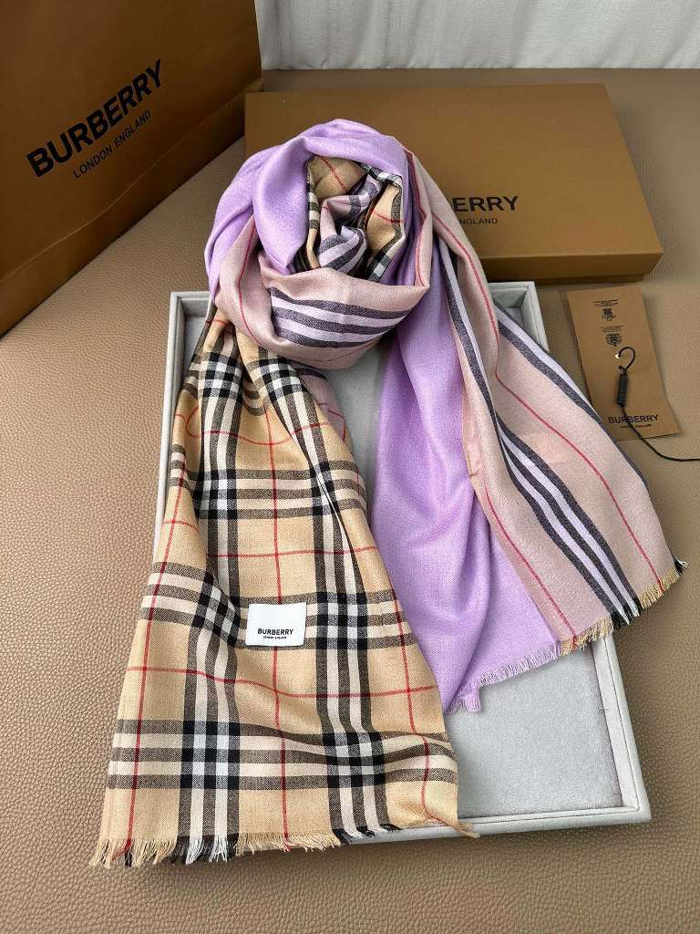 Burberry Cashmere Scarf-037