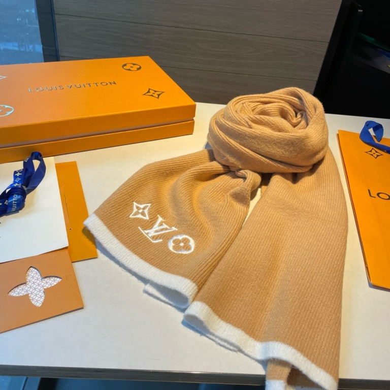 LV Wool Scarf-125
