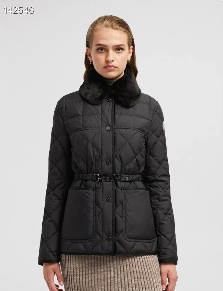 Moncler Down Jacket(w)-001