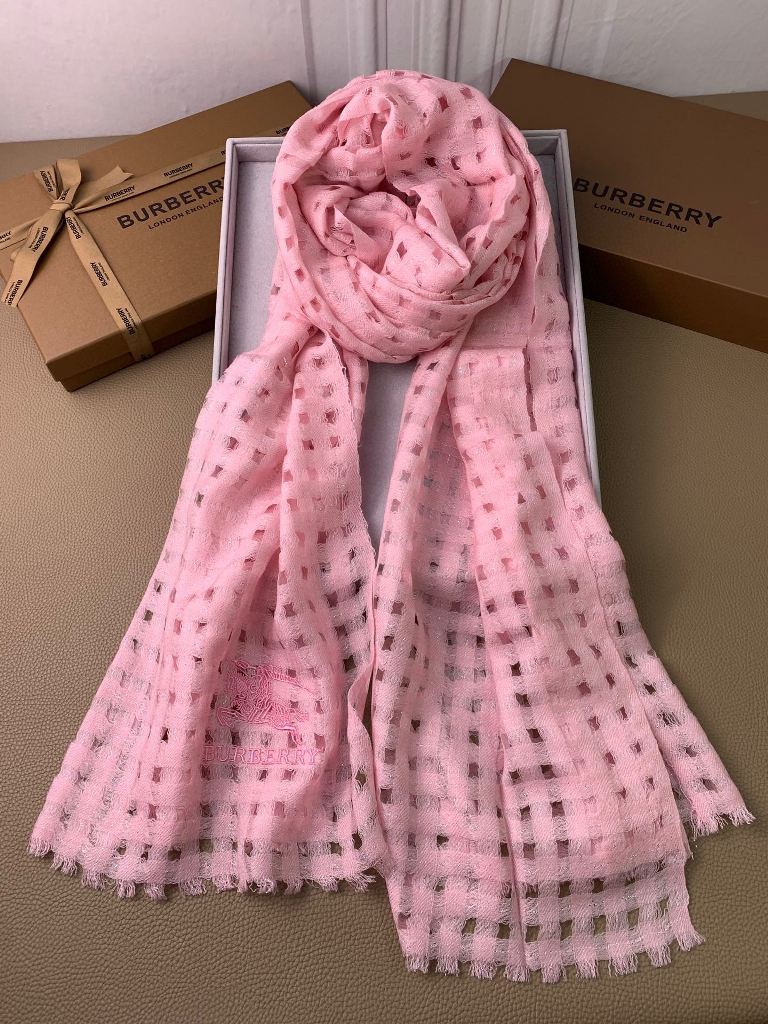 Burberry Cashmere Scarf-050