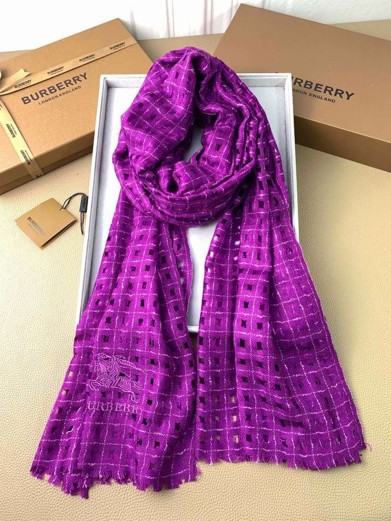 Burberry Cashmere Scarf-049