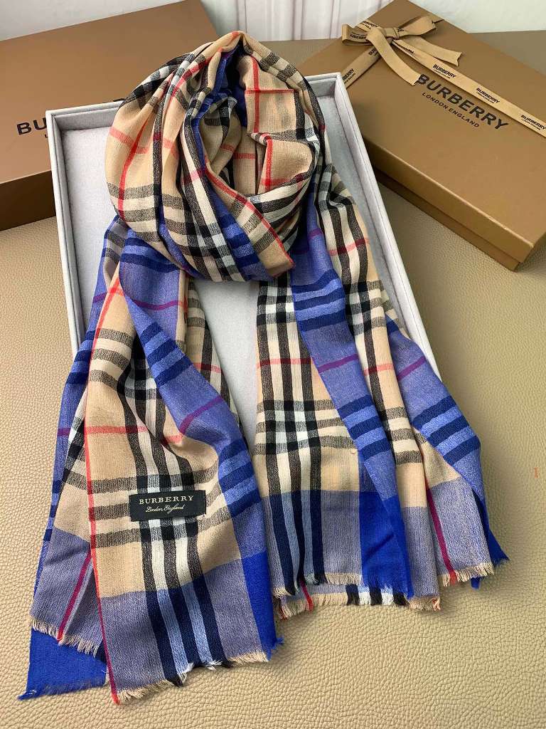 Burberry Cashmere&Silk Scarf-006
