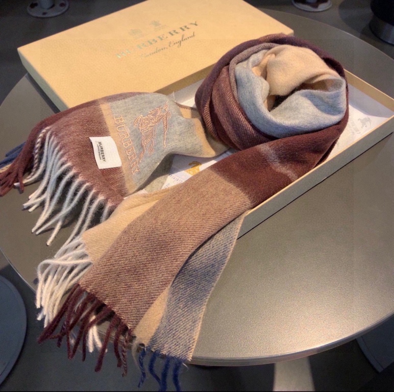 Burberry Cashmere Scarf-030