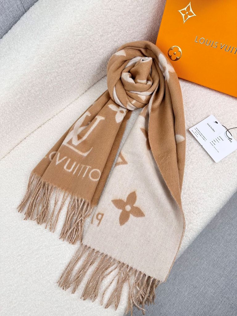 LV Cashmere Scarf-114