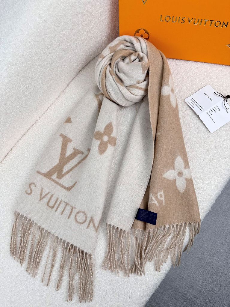 LV Cashmere Scarf-112