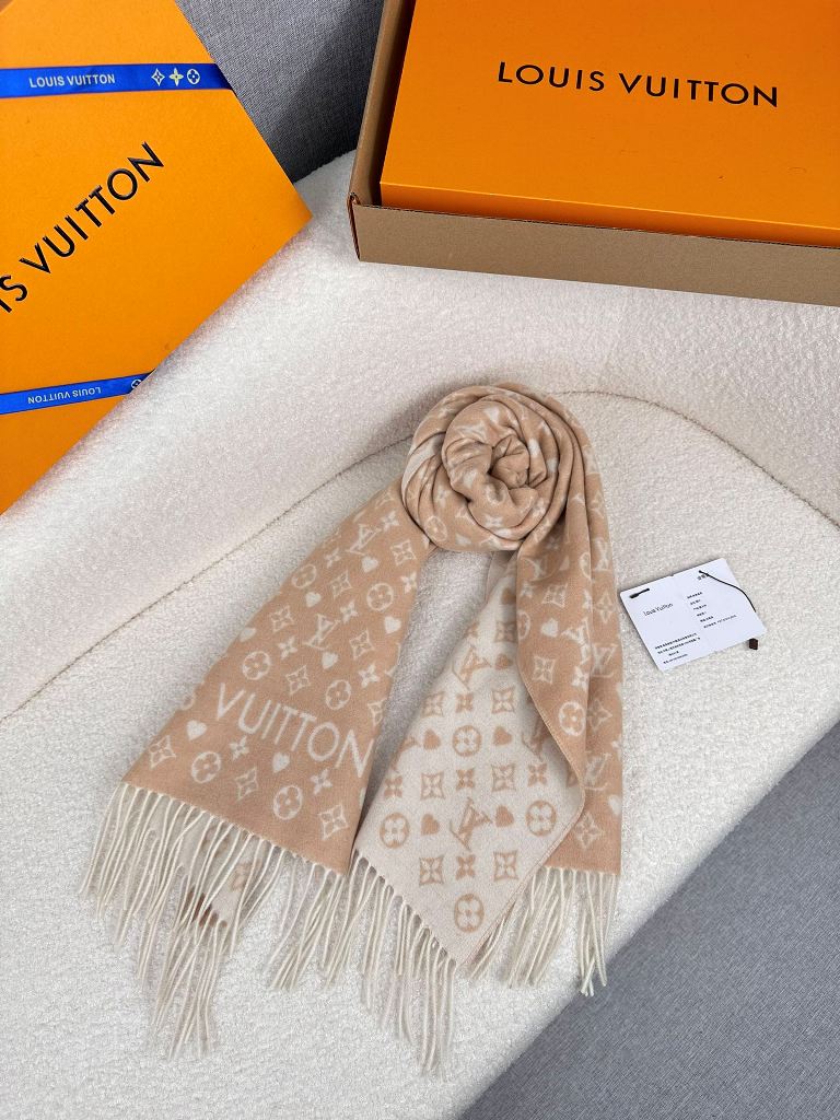 LV Cashmere Scarf-096