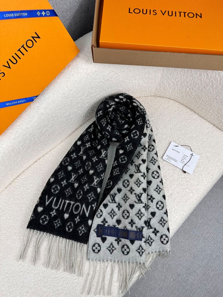 LV Cashmere Scarf-095
