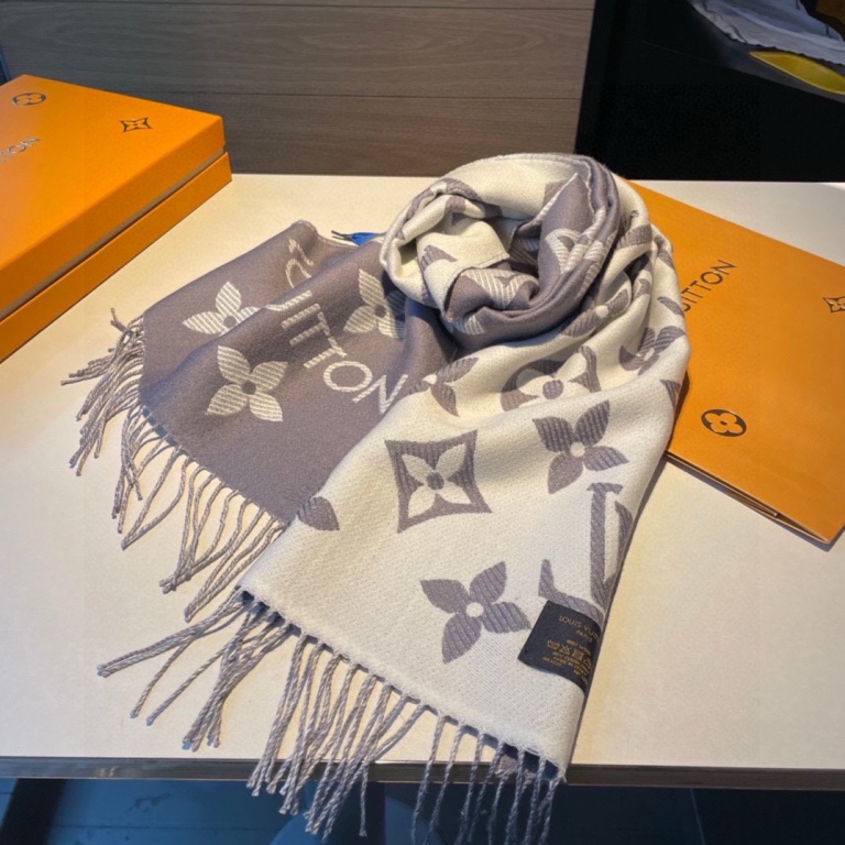 LV Cashmere Scarf-106