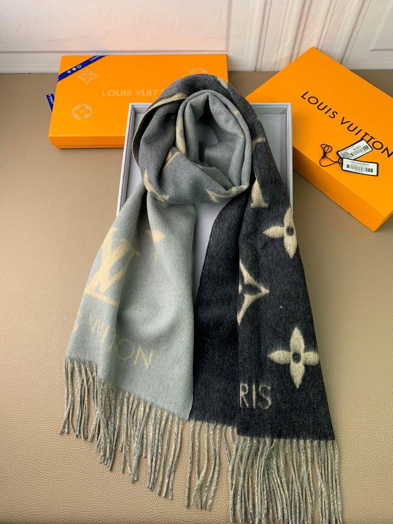 LV Cashmere Scarf-088