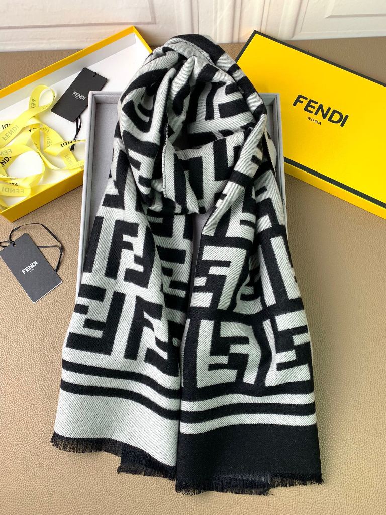 Fendi Cashmere Scarf-07