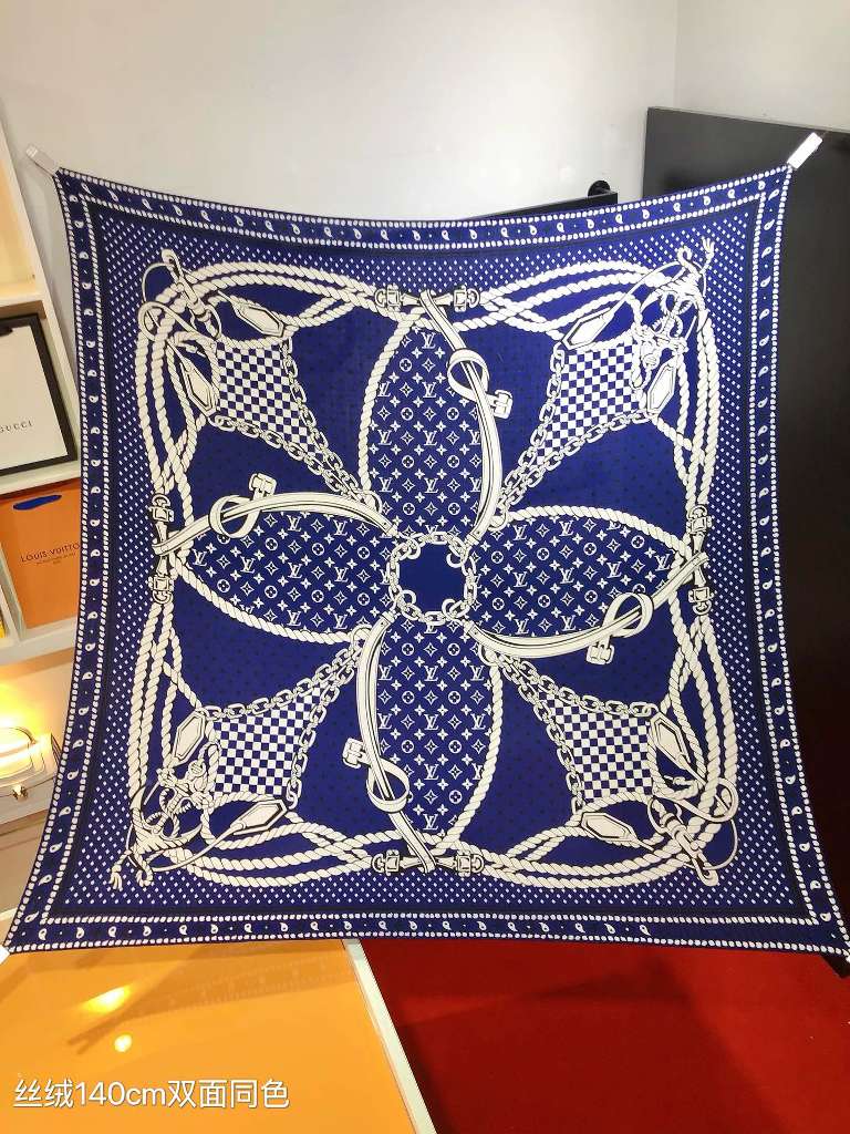 LV Cashmere&Silk Scarf-031