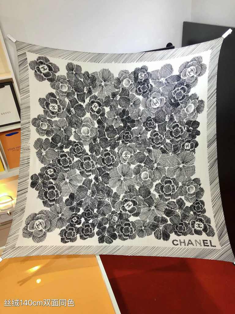 Chanel Cashmere&Silk Scarf-02