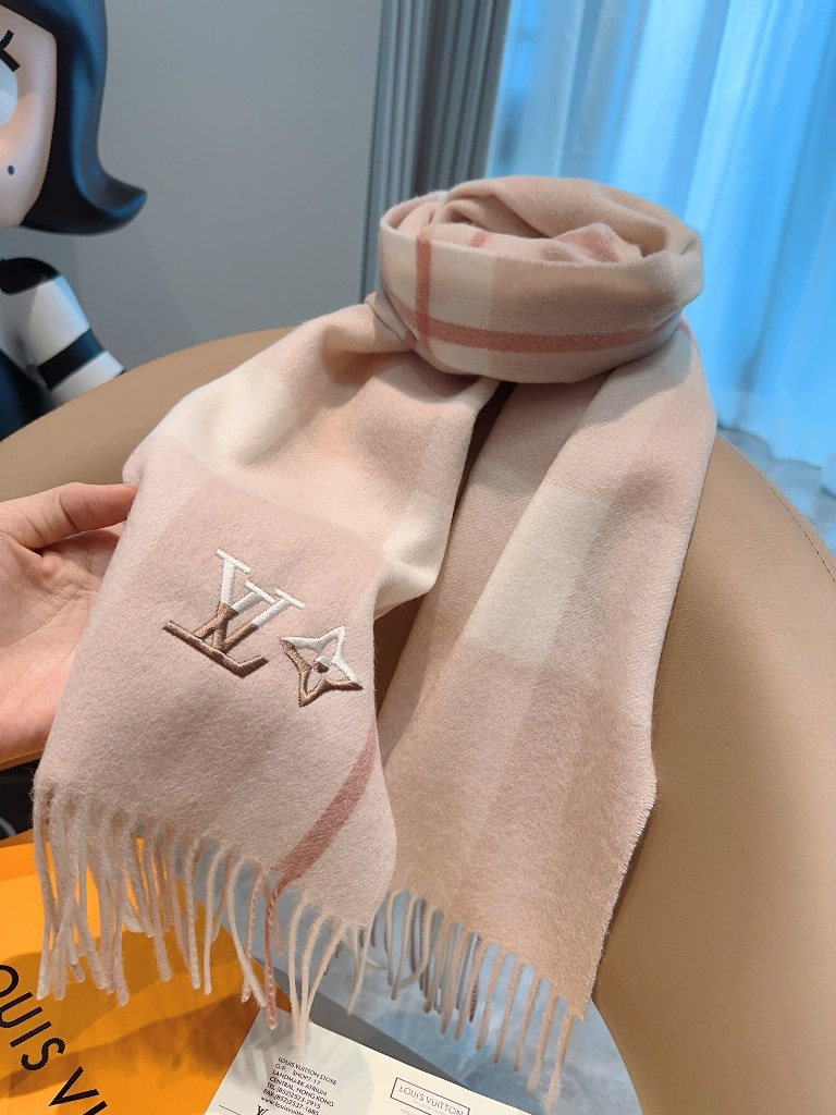 LV Cashmere Scarf-103