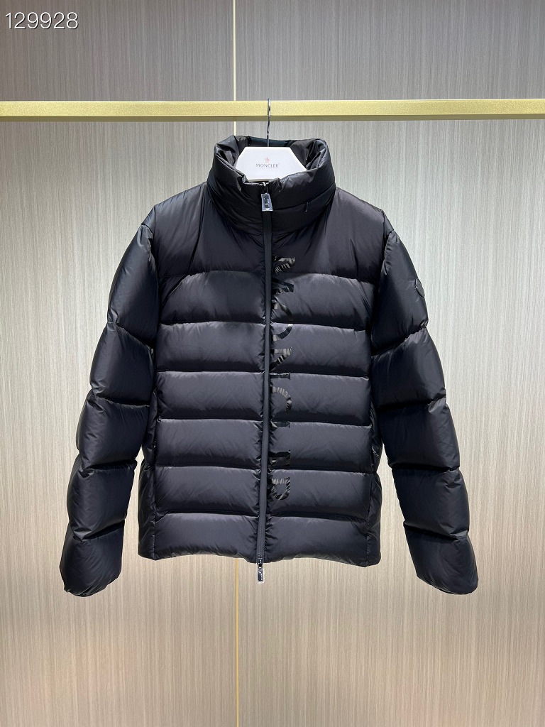 Moncler Down Jacket-023