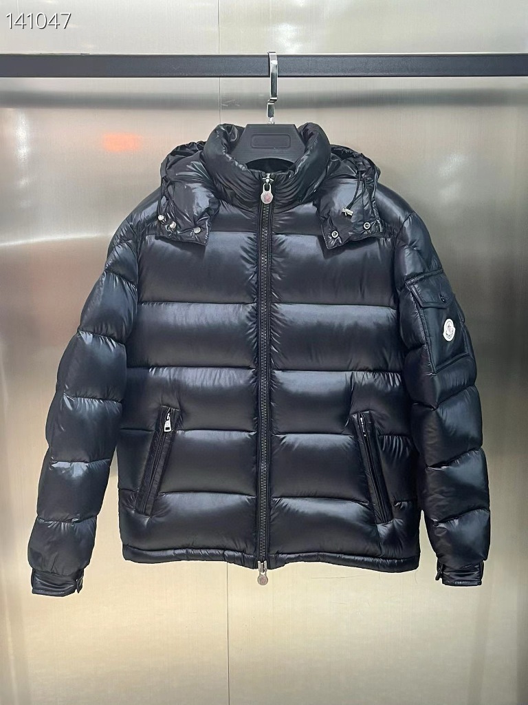 Moncler Down Jacket-065