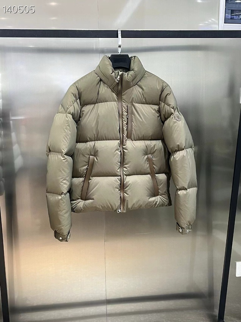 Moncler Down Jacket-038