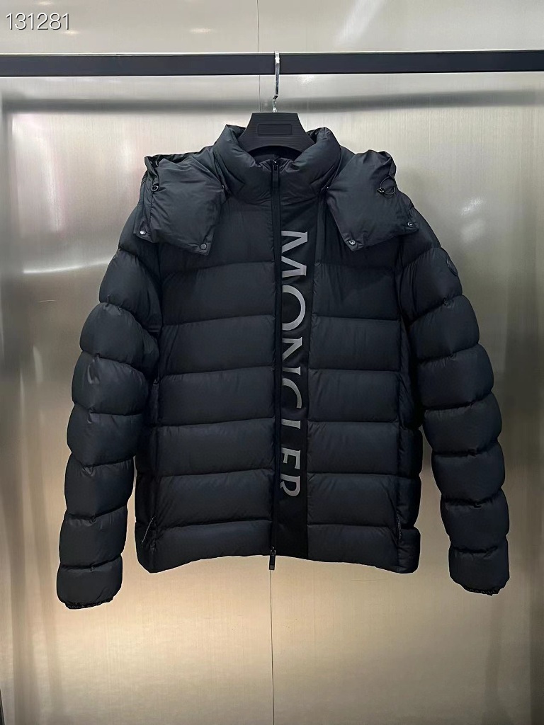 Moncler Down Jacket-019