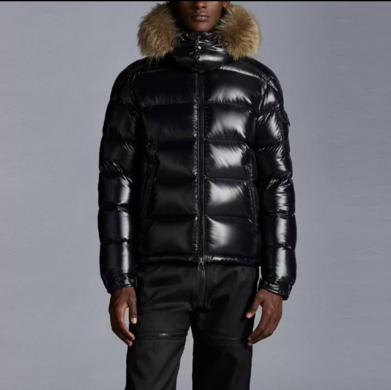 Moncler Down Jacket-005