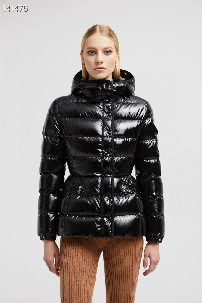 Moncler Down Jacket(w)-017